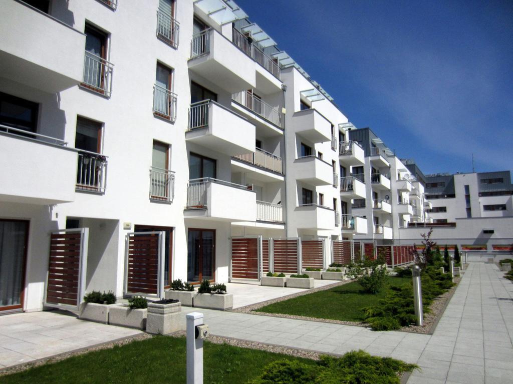 4UApart-Apartment suite Platan Grey Swinoujscie Bagian luar foto